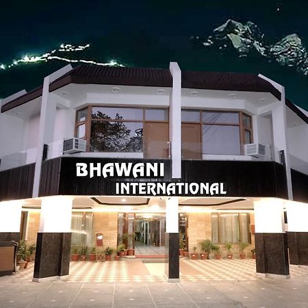 Hotel Bhawani International Katra  Dış mekan fotoğraf